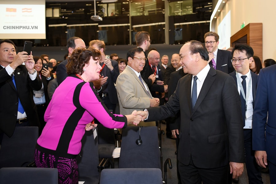 Thủ tướng: Chỉ có hợp tác mới tiến xa trên con đường phát triển 