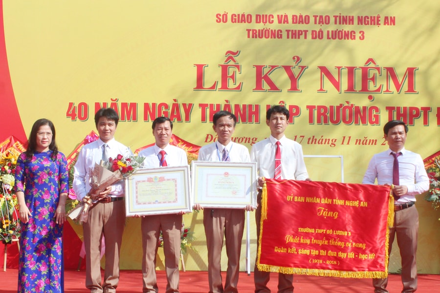 Trường THPT Đô Lương kỷ niệm 40 năm thành lập