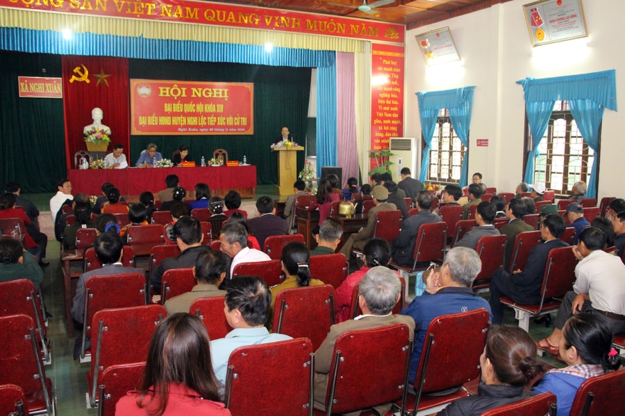 Cử tri xã Nghi Xuân (Nghi Lộc) phản ánh nhiều vấn đề phát sinh từ cơ sở