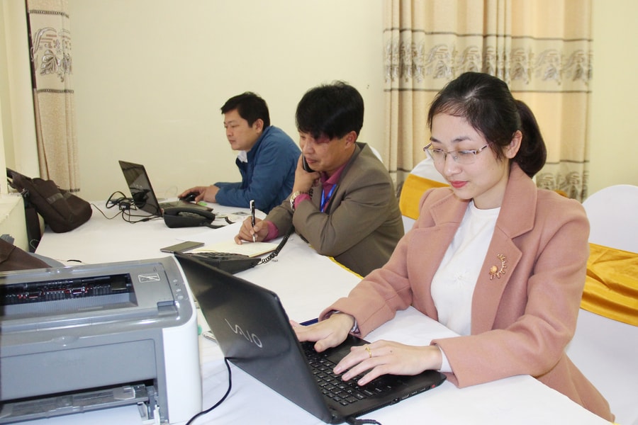 Gần 40 kiến nghị của cử tri gửi đến kỳ họp thông qua đường dây nóng