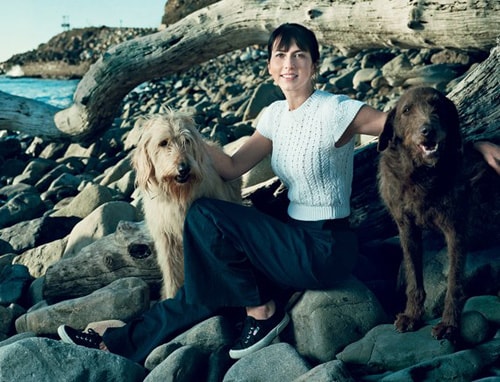 Sự nghiệp viết lách đáng kinh ngạc của người vợ ông chủ Amazon