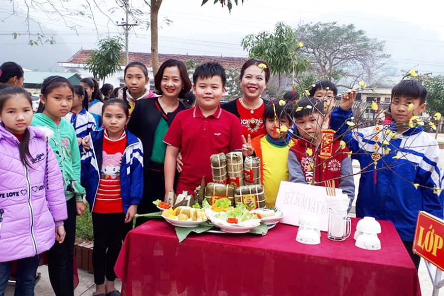 Xuân sớm với học sinh nghèo