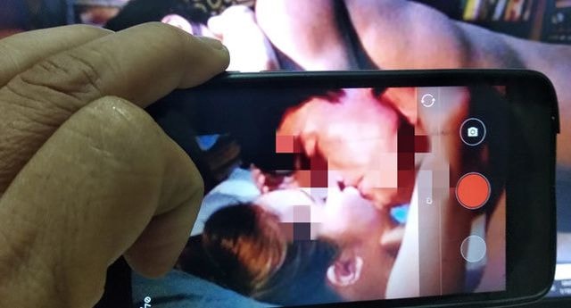 Dùng clip nóng tống tiền người tình 40 triệu đồng