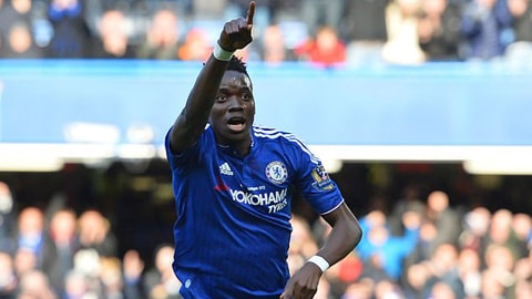 HLV Iran chia tay đội tuyển sau thất bại; Chelsea bị cấm chuyển nhượng 2 năm?