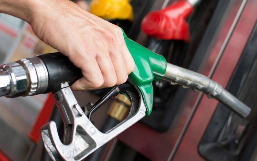 Không khí có thể tạo ra xăng trong tương lai