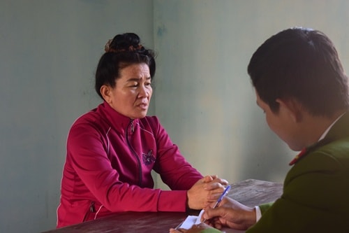 Thuê xe tang lễ, giấu ma túy trong tiểu đựng hài cốt