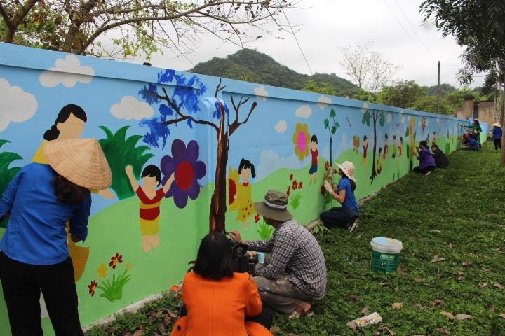 Quỳ Hợp có những con đường bích họa đầu tiên