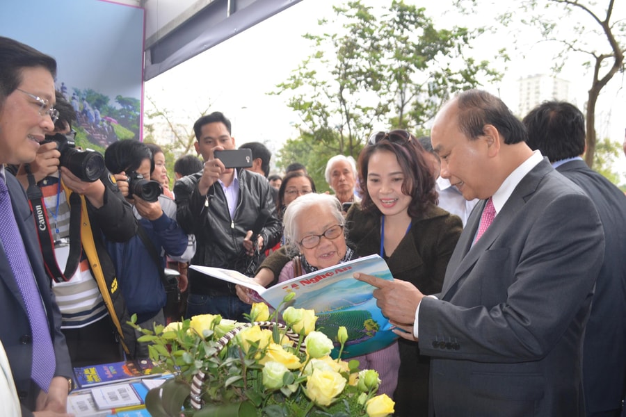 Thủ tướng dự lễ khai mạc Hội báo toàn quốc 2019