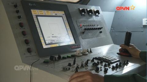 Xem phòng không tự hành Việt Nam sản xuất diệt mục tiêu