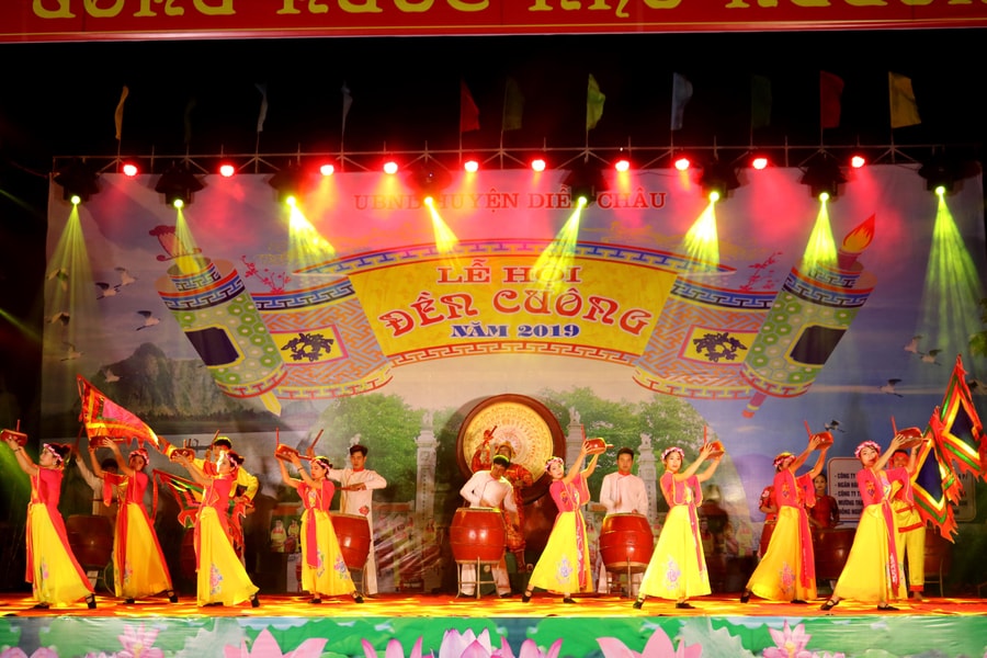 Tưng bừng khai hội Đền Cuông năm 2019