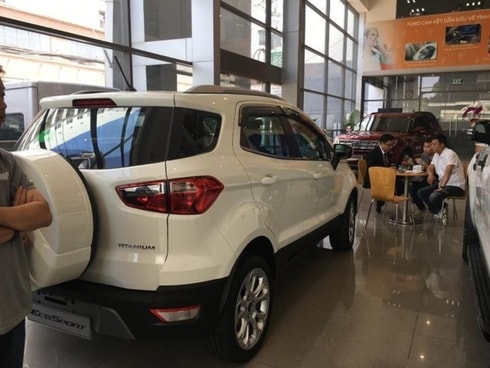 Những chiêu trò "rút ruột" khách hàng mua ô tô