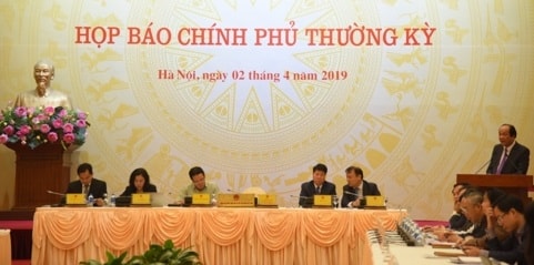 Kỷ luật 3 cán bộ trong vụ xe công đón người nhà Bộ trưởng Trần Tuấn Anh