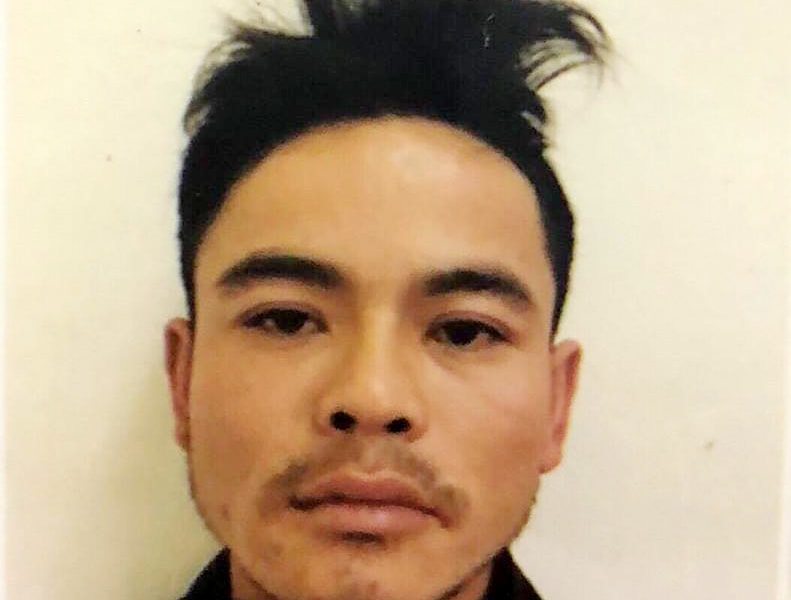 Bắt đối tượng đang mang án tù treo chuyên cướp tài sản của phụ nữ