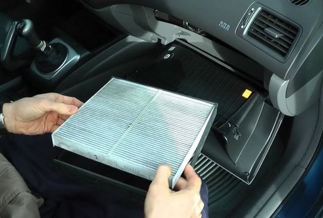 6 lý do máy lạnh ô tô “chết” trong trời nóng