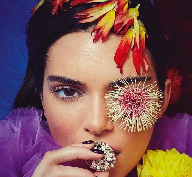 Ngắm siêu mẫu đắt giá nhất thế giới được mệnh danh là 'cô gái trong mơ'