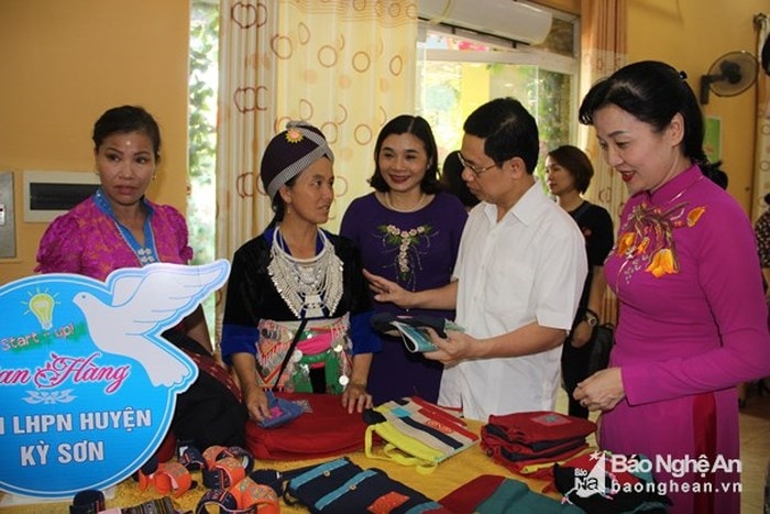 Phụ nữ cần được tin tưởng giao phó những trọng trách quan trọng