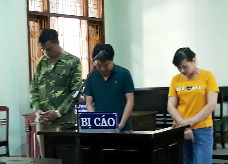 Giúp hàng xóm tàng trữ pháo, cùng nhau lĩnh án tù