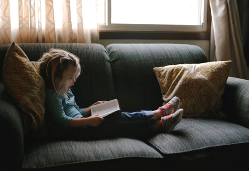 Bà mẹ Mỹ tiết lộ cách giúp con cai nghiện tivi và hứng thú với sách