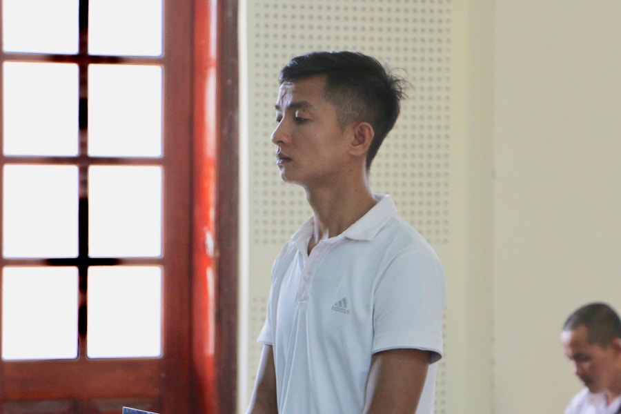 Nhận án tù vì giấu pháo trong nhà để bán lẻ