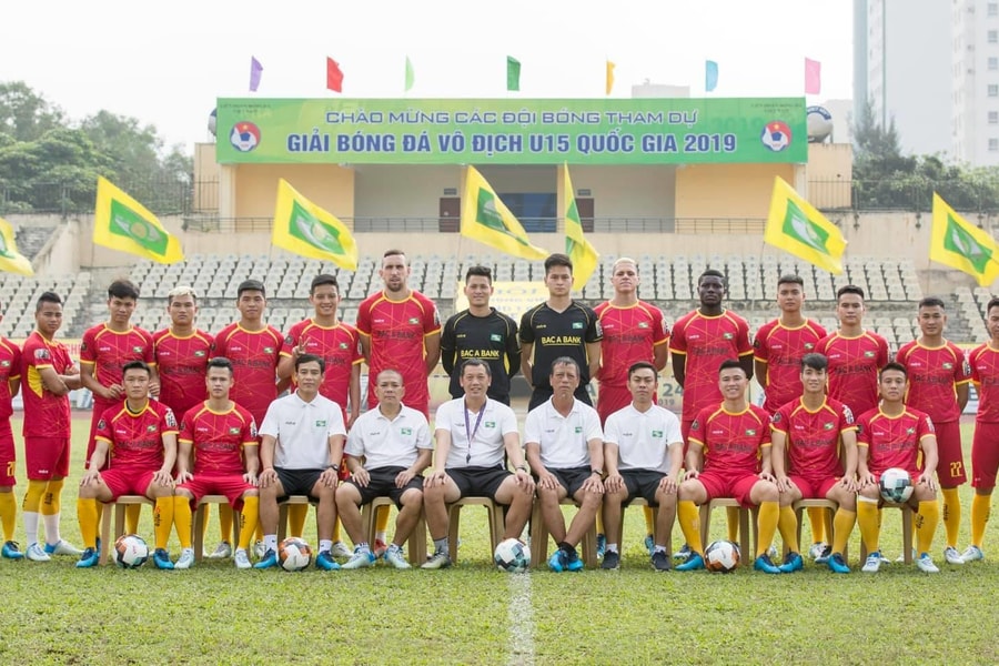 Đội trưởng Nguyên Mạnh và hàng loạt trụ cột SLNA sắp sửa hết hợp đồng