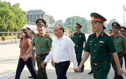 Thủ tướng kiểm tra công tác tu bổ Công trình Lăng Chủ tịch Hồ Chí Minh