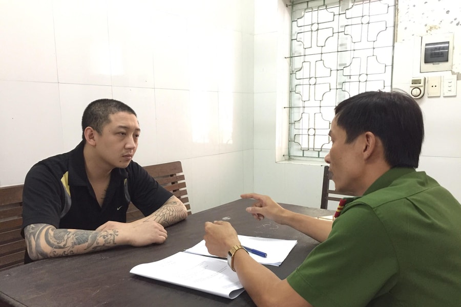 Vì sao không khởi tố vụ án bố tố cáo con gái 6 tuổi bị xâm hại tình dục?