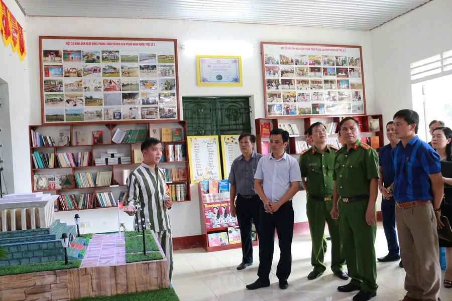 Tạo sân chơi lành mạnh giúp phạm nhân tích cực cải tạo, hoàn thiện nhân cách