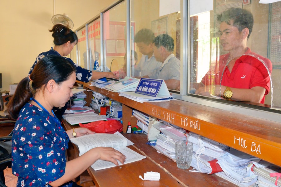 Chi tiết mức hỗ trợ cán bộ xóm, xã dôi dư sau sáp nhập ở Nghệ An