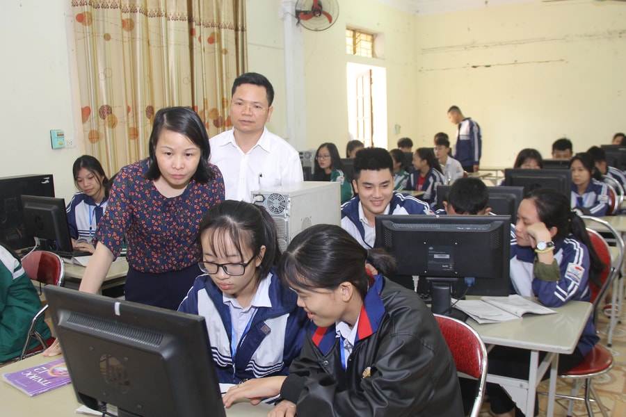 Nghệ An: Vẫn còn tình trạng xây dựng trường chuẩn theo kiểu 'ôn thi đại học'