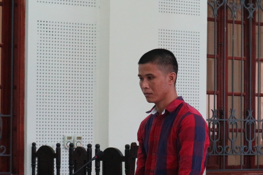 Gã đàn ông dí điện giết người trên sông Lam được giảm án