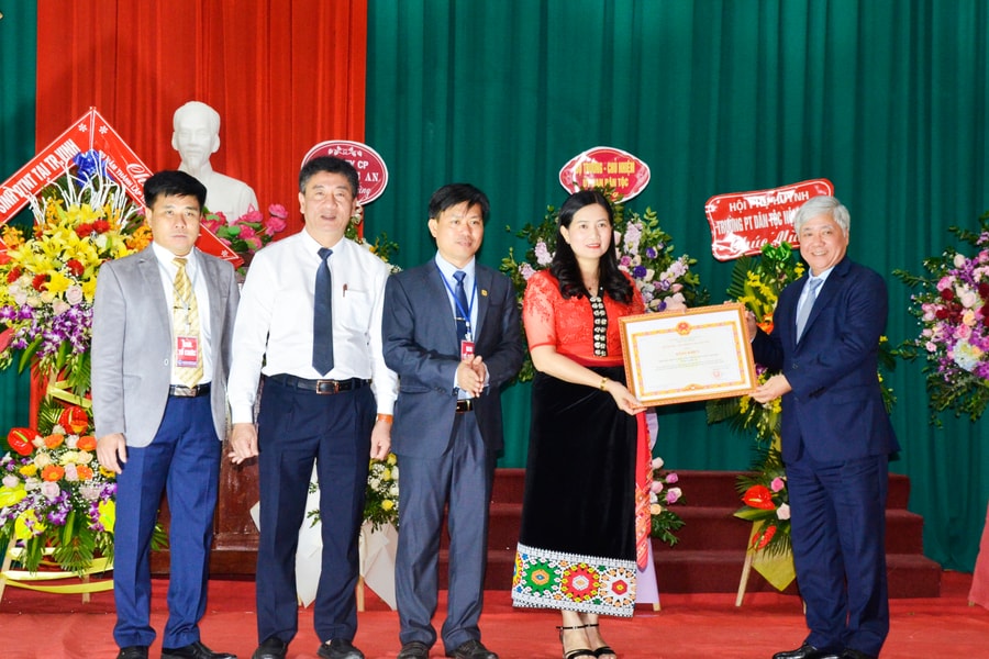 Đào tạo nguồn nhân lực có chất lượng cao cho vùng đồng bào dân tộc thiểu số tỉnh Nghệ An  ​