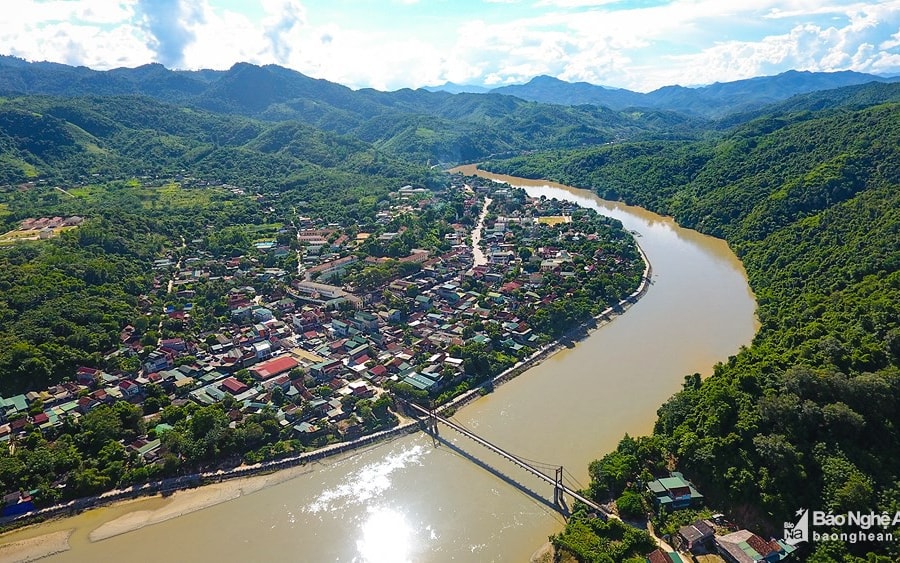 Đồng chí Nguyễn Văn Thông dự và chỉ đạo kiểm điểm BTV Tương Dương