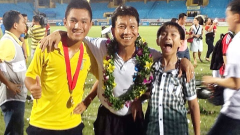 Văn Sỹ Sơn bất ngờ chia tay đội bóng thủ đô