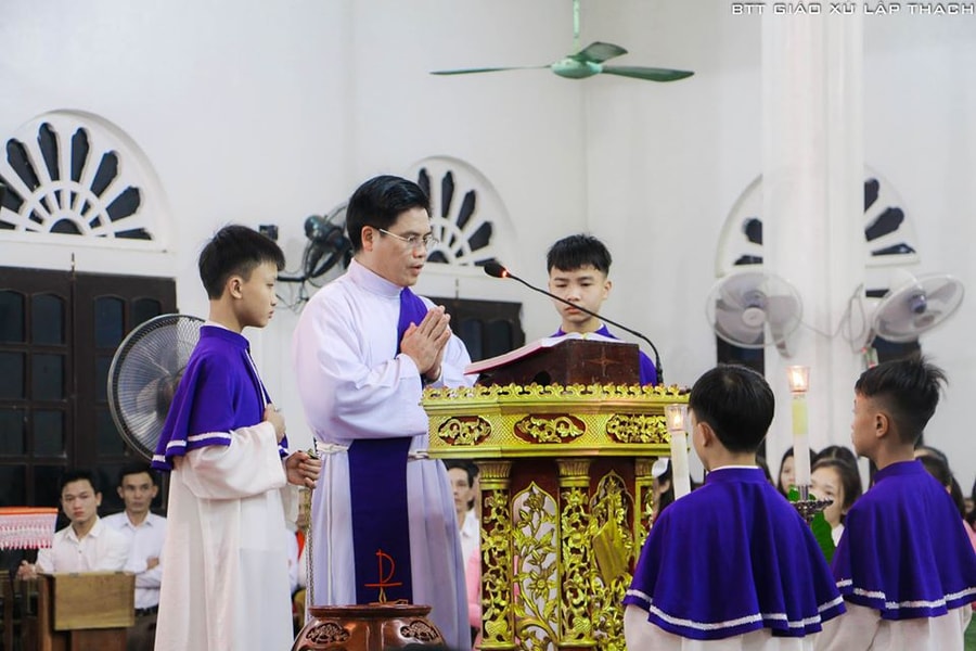 Giáo xứ Lập Thạch tổ chức thánh lễ tuần chầu lượt 