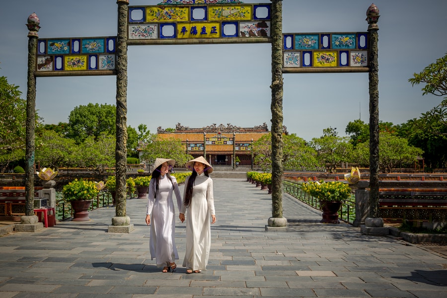 Áo dài Việt - nét đẹp phụ nữ Việt