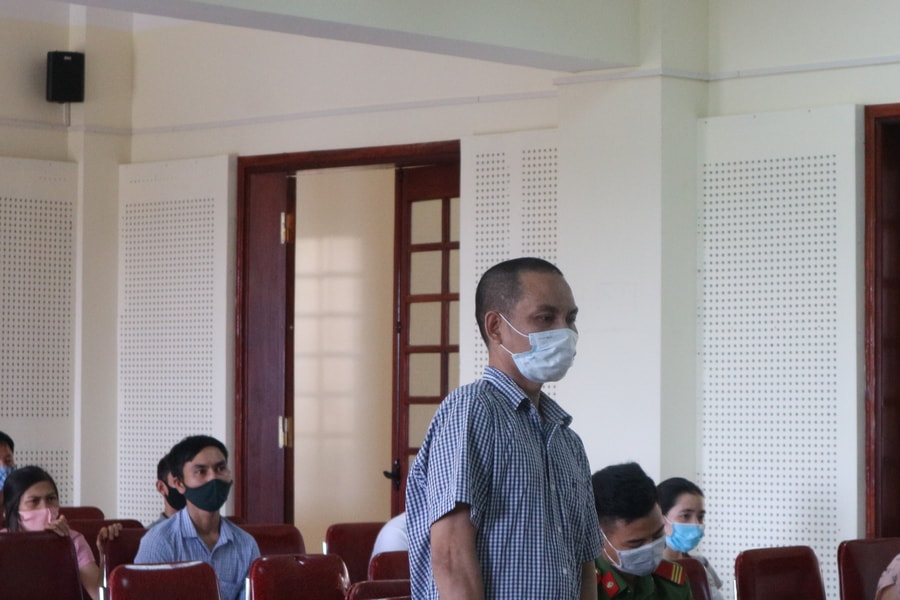 Hối hận muộn màng của gã thợ mộc 'siết nợ' bạn bằng ma túy