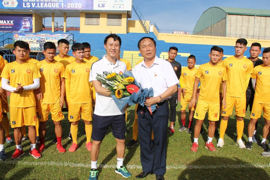 HLV Nguyễn Thành Công chính thức dẫn dắt Thanh Hóa, ra mắt trận gặp SLNA