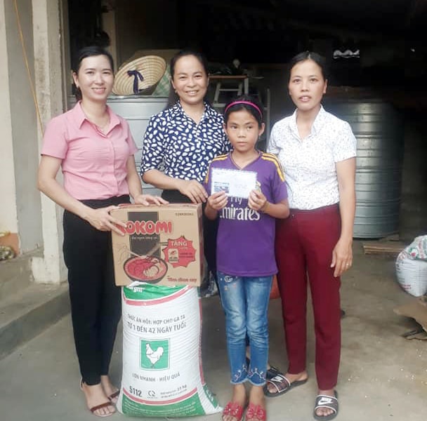 Cô bé mồ côi ở Nghệ An cần giúp đỡ để tiếp tục con đường học tập