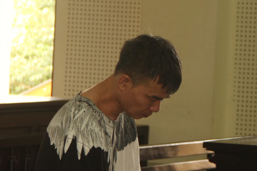 Vừa xong án tù 20 năm, gã đàn ông liền 'khai quật' thuốc phiện để bán