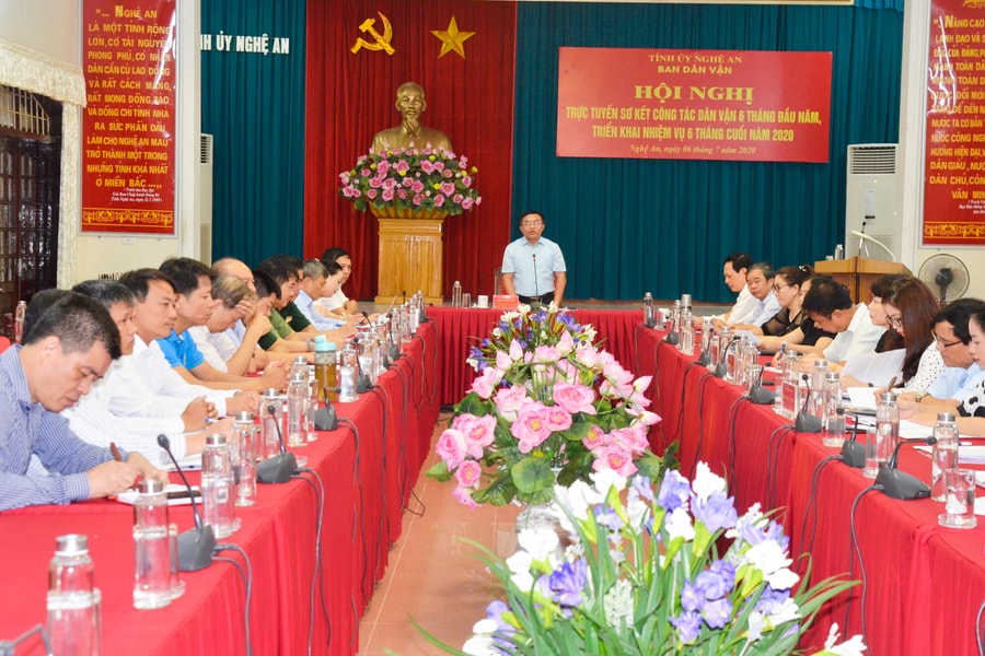 Công tác dân vận cần nắm bắt tốt tình hình nhân dân trước, trong và sau đại hội Đảng các cấp