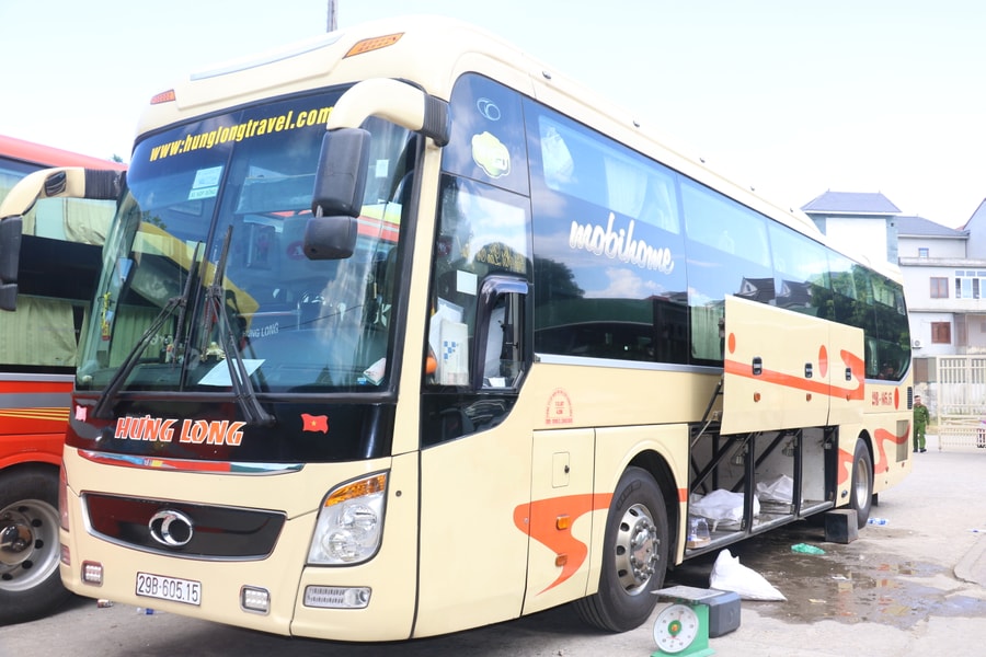 Đổi xe khi gặp tai nạn, bị phát hiện vận chuyển hơn 1,6 tạ nhím đuôi dài và cầy hương