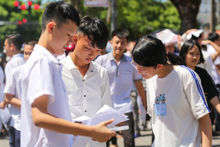 Nghệ An công bố đáp án và thang điểm chính thức môn Toán, kỳ thi tuyển sinh lớp 10 