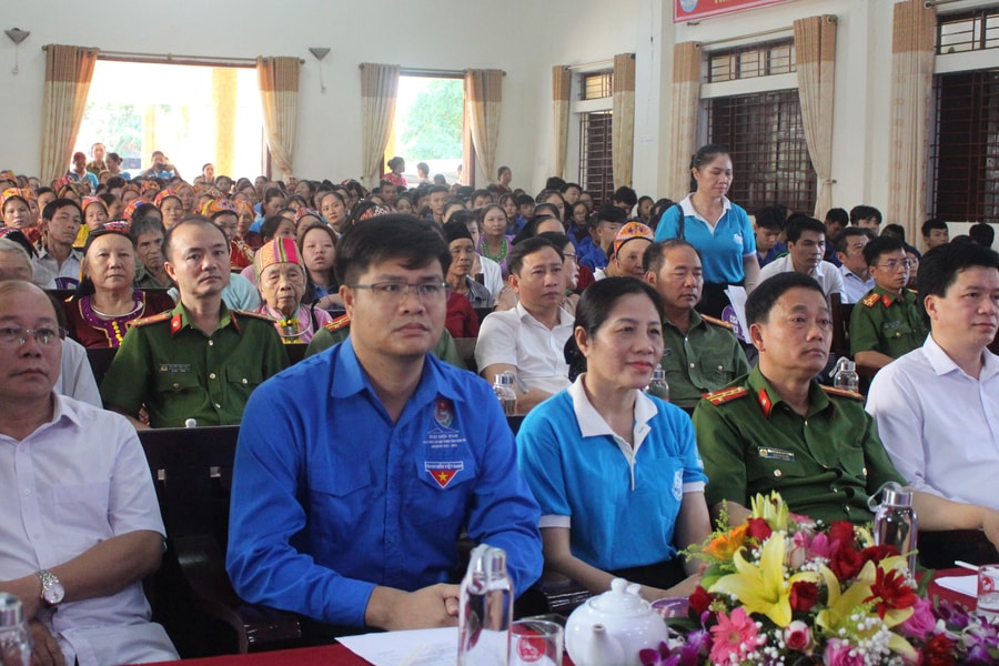 Nâng cao nhận thức và hành động chung tay phòng, chống mua bán người