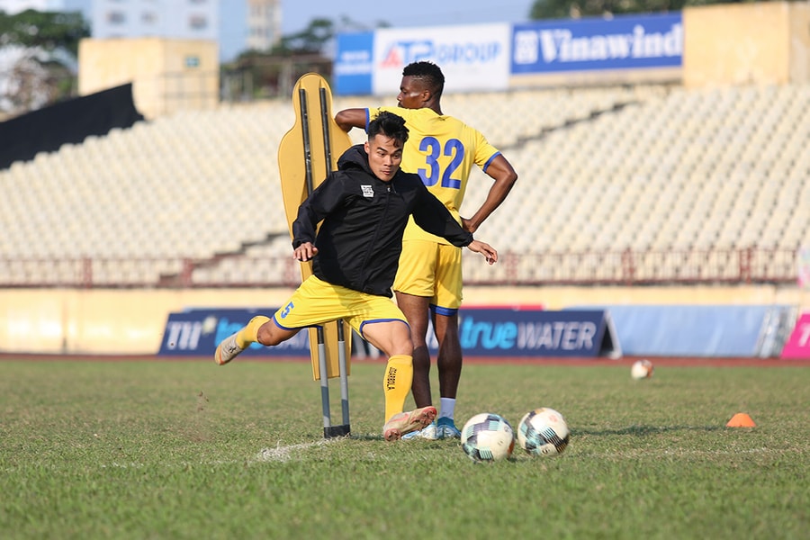'Điểm huyệt' của SLNA và sự lãng phí mang tên Vương Quốc Trung