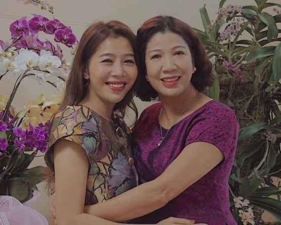 Lời từ biệt xúc động của MC Diệp Chi dành cho người mẹ vừa qua đời