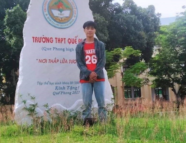 Ước mơ giảng đường của cậu học trò nghèo người Khơ mú đạt điểm cao nhất trường vùng biên