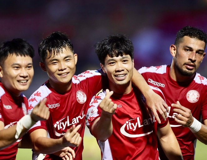 Tiền vệ Quang Hải sẽ tiếp tục phải làm khán giả?; Công Phượng không được thi đấu ở trận gặp HAGL