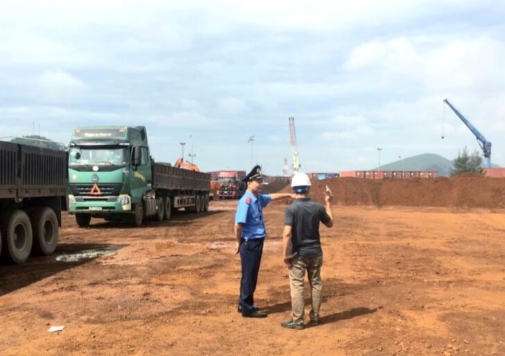  Xe quá tải trọng lưu hành trên quốc lộ, Sở GTVT Nghệ An đề nghị Cục Quản lý đường bộ II vào cuộc