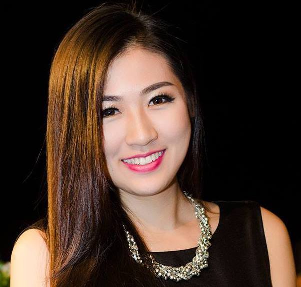 Á hậu Tú Anh đắt show hơn từ khi có con