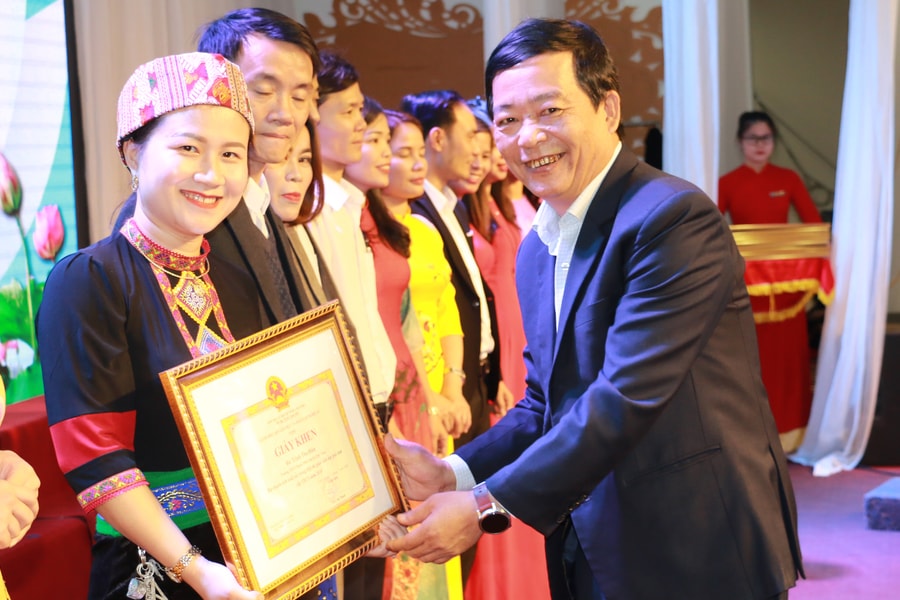 Nghệ An tôn vinh Giáo viên dạy giỏi tỉnh cấp THCS năm 2020